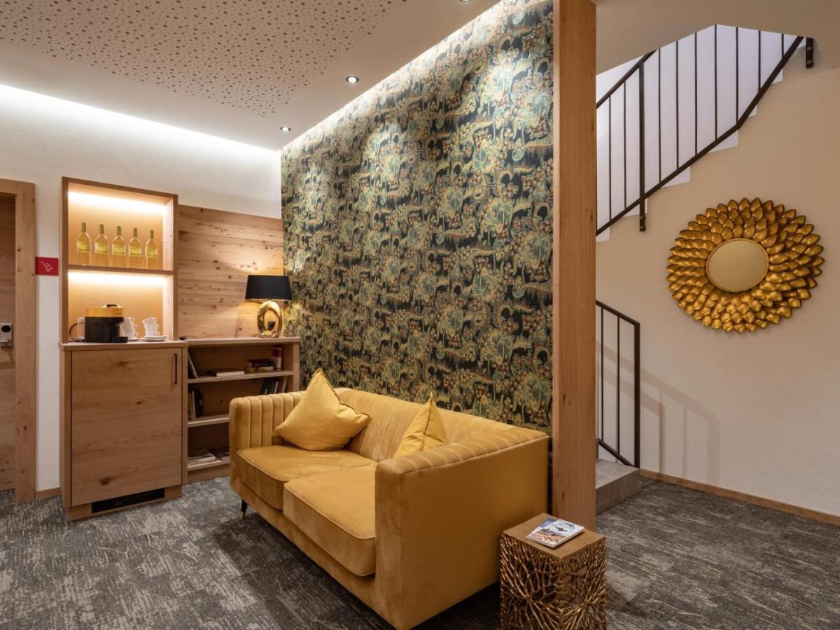 Alma Appartements ไมย์อาโฮเฟิน ภายนอก รูปภาพ