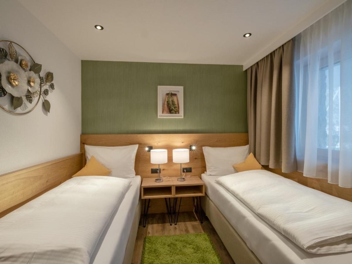 Alma Appartements ไมย์อาโฮเฟิน ภายนอก รูปภาพ
